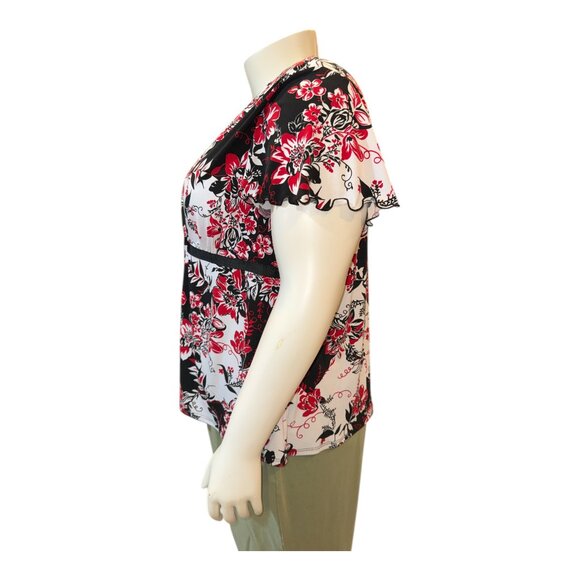 Cato Red Black White Floral Faux Wrap V-Neck Top Flutter Sleeves Woman Sz 22/24W - Picture 2 of 11